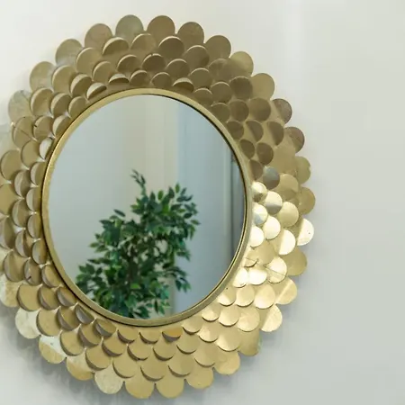 Center * Βελιγράδι