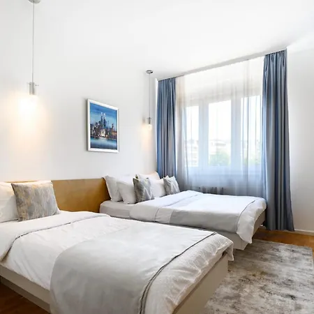 Center Apartment