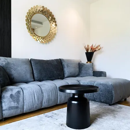 Center Apartment