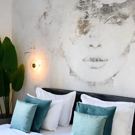 アパート Center *