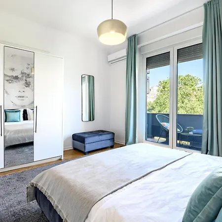 Center Parking 12e - 7 Min By Walk Terazije Belgrad