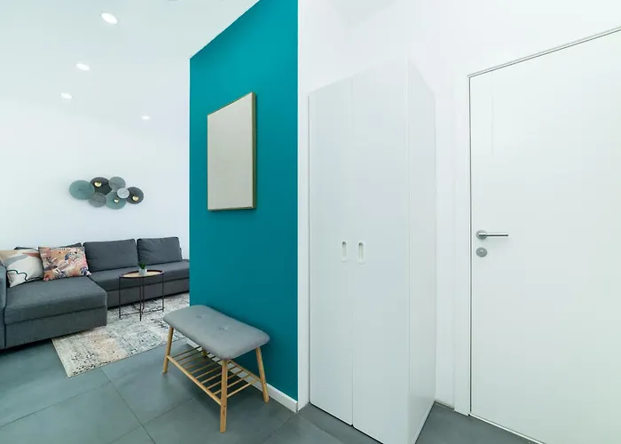 Center Parking 12e - 7 Min By Walk Terazije