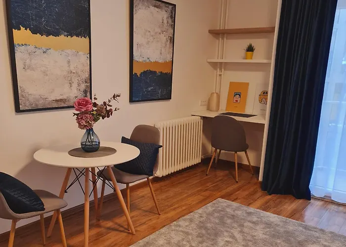 Center Parking 12e - 7 Min By Walk Terazije Belgrade