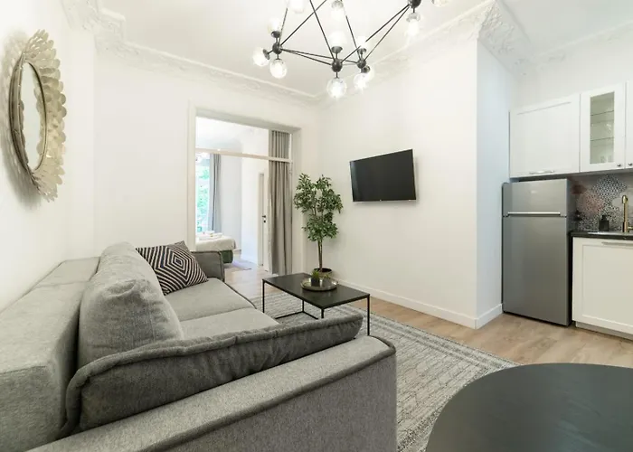 Center Parking 12e - 7 Min By Walk Terazije Appartement *