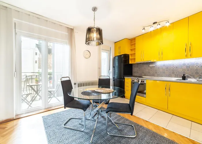 Center Parking 12e - 7 Min By Walk Terazije Appartement Belgrade