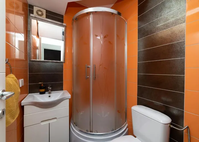 Center Parking 12e - 7 Min By Walk Terazije