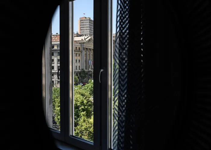 Center Parking 12e - 7 Min By Walk Terazije *